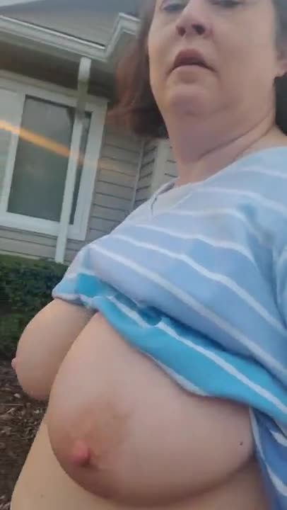 Watch Stephanie DeWolfe showing off in the front yard (part 2) Short Sex Videos - Duration: 03:57 | ePornNEW.