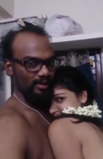 Indian beautiful Telugu girl leaked video (old)