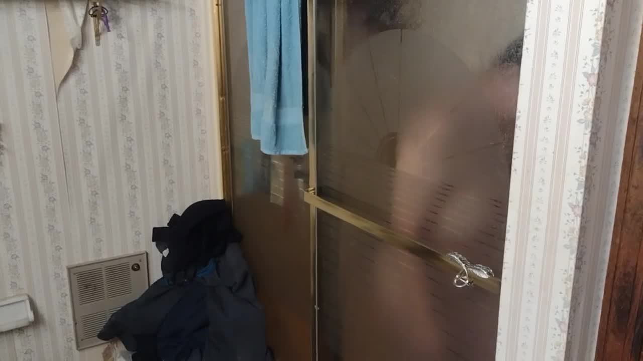 Watch Busty BBW Step Daughter Left The Door Open While Showering Short Sex Videos - Duration: 00:26 | ePornNEW.