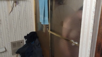 Busty BBW Step Daughter Left The Door Open While Showering