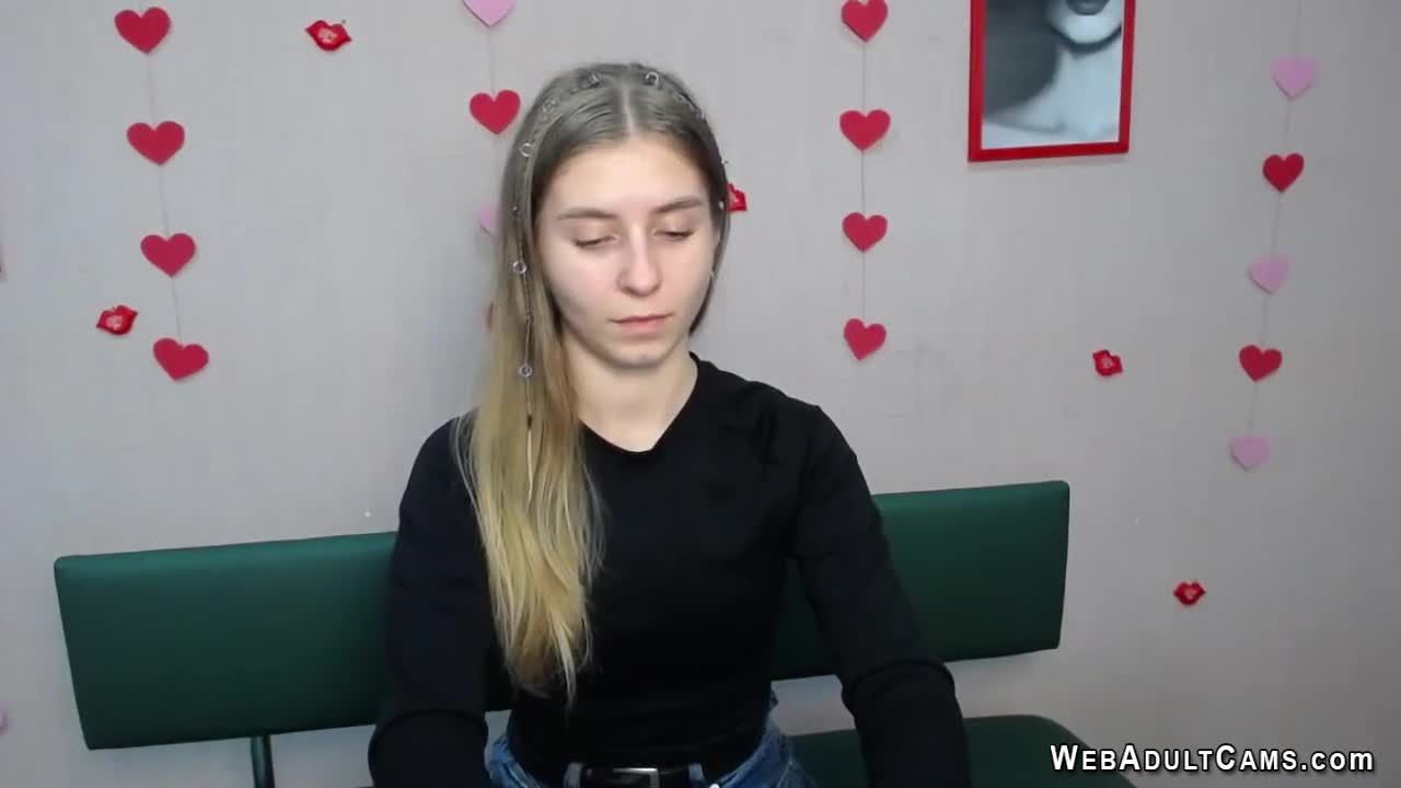 Watch Young Ukrainian blonde in red panties posing on webcam show Short Sex Videos - Duration: 05:06 | ePornNEW.