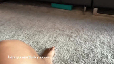 Sexy Amateur Gives Amazing Foot Job - Lustery