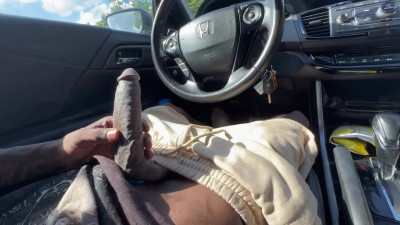 We Got Horny In The Car, So We Found Somewhere To Fuck Outside (Creampie)