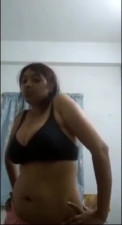 Indian cute girl leaked video