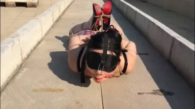 Chinese Girl outdoor exhibitionism BDSM Training 51