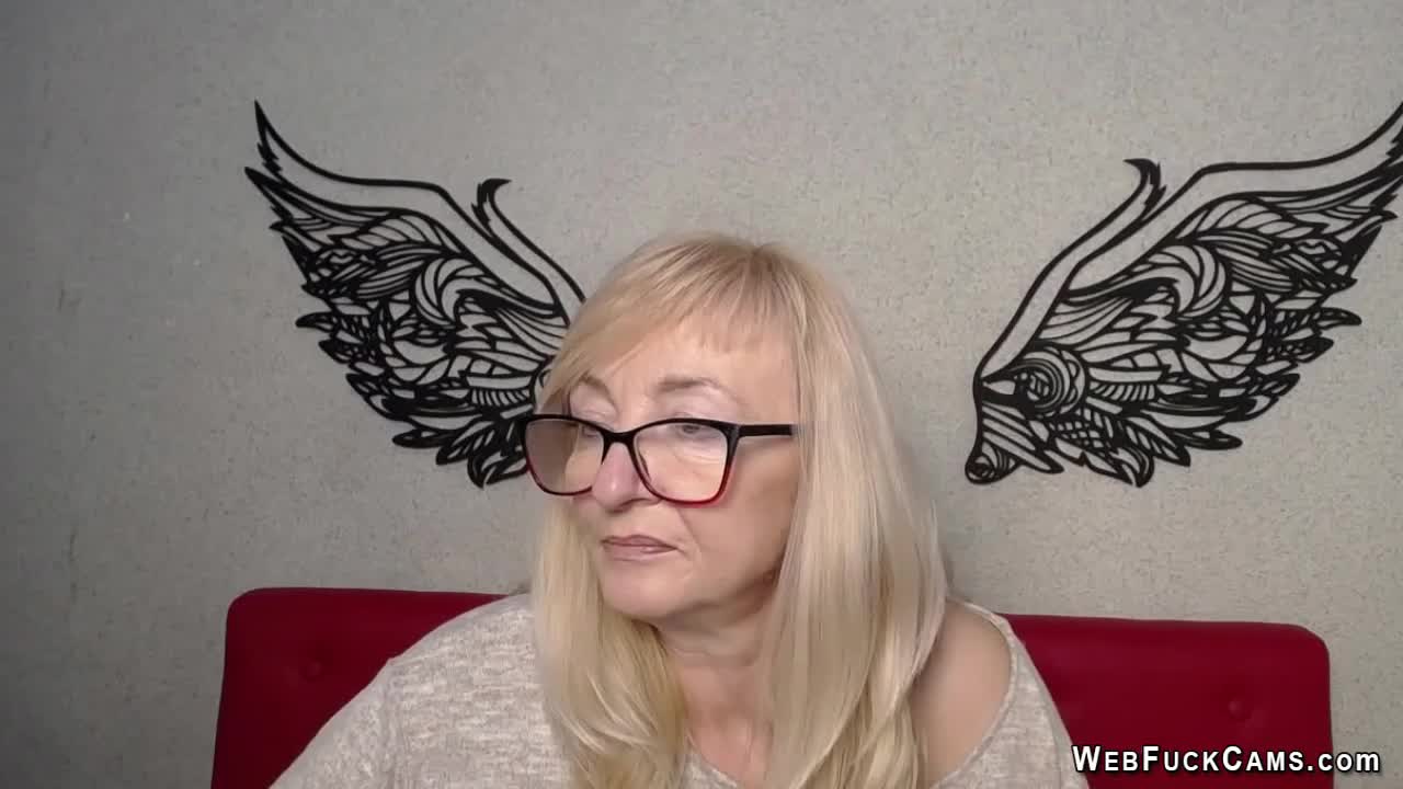 Watch Blonde amateur MILF with glasses chatting on webcam show Short Sex Videos - Duration: 05:02 | ePornNEW.