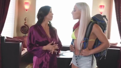 milf alexis fawx share husband with thicc latina