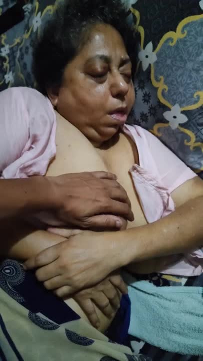 Watch Bangladeshi real mom sleeping nude captured by son Short Sex Videos - Duration: 00:40 | ePornNEW.