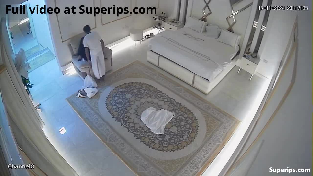 Watch IPCAM – Arabian millionaire couple fucks in their bed Short Sex Videos - Duration: 08:58 | ePornNEW.