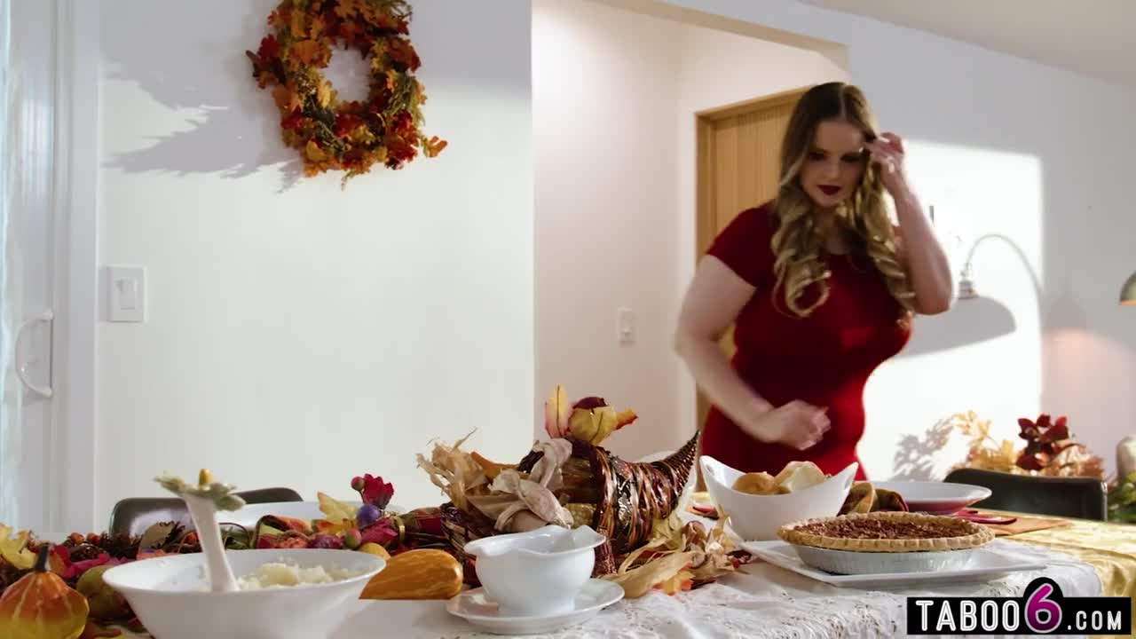 Watch Thanksgiving dinner prepared by BBW stepmom Codi Vore for her black stepson Short Sex Videos - Duration: 06:11 | ePornNEW.