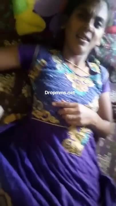 Watch Husband apni wife ka chut dikhate hue Short Sex Videos - Duration: 00:37 | ePornNEW.