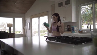 Jessica Ryan & Laney Grey -- Roommates Find Each Other