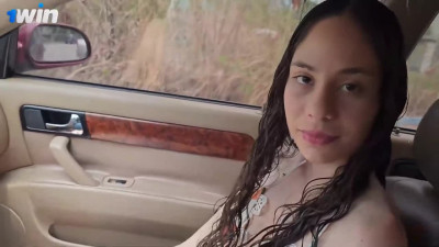 Natalia Alvarado, 19, teen with huge ass, creampie doggystyle amateur movie 4k.
