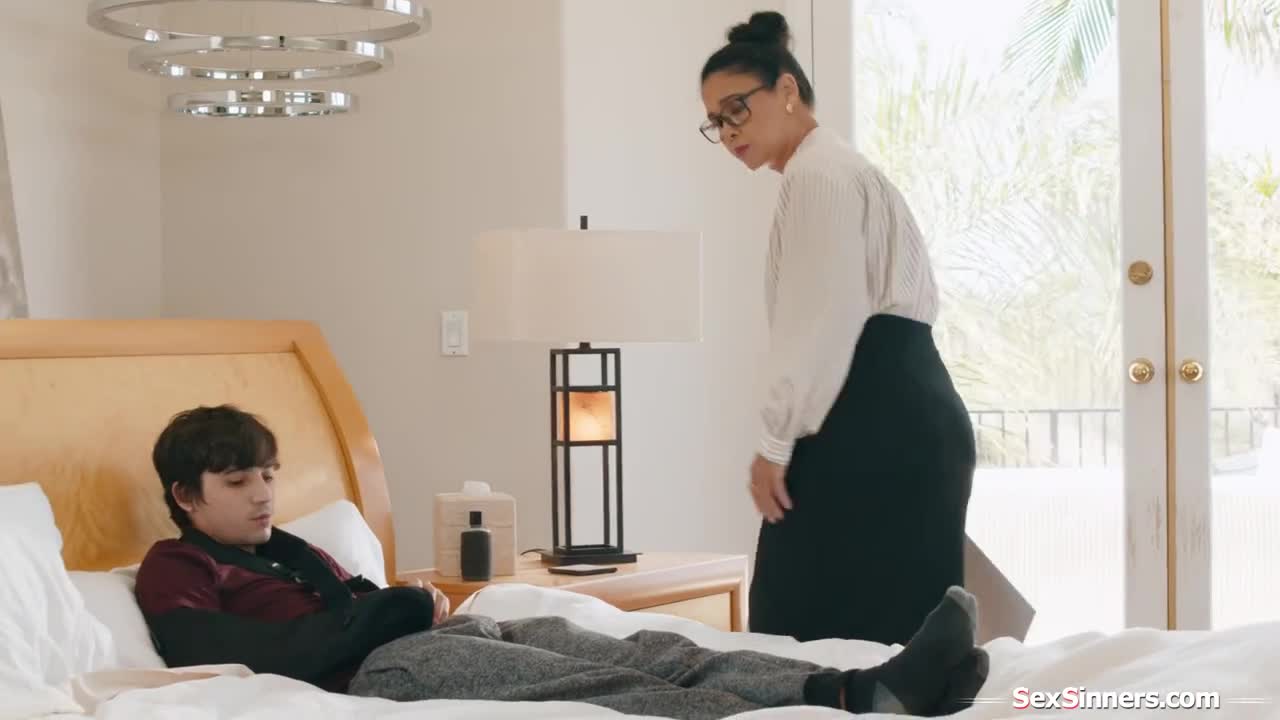 Watch Mature asian teacher gives student a really HELPING HANDjob Short Sex Videos - Duration: 08:10 | ePornNEW.