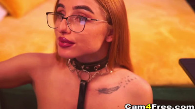 Wild Stripper Rubbing Pussy On Cam