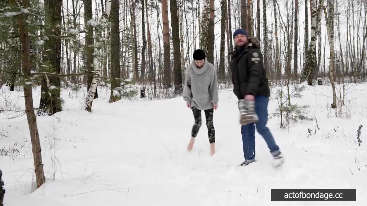 Watch Naked barefoot Claudia tied up in the snow Short Sex Videos - Duration: 03:18 | ePornNEW.