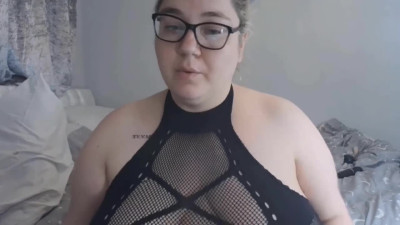 Adorable BBW squirts as viewers make her orgasm