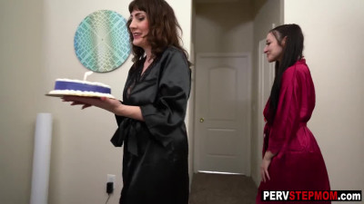 Perfect birthday blowjob by MILF and teen after stepmom and stepsis posed