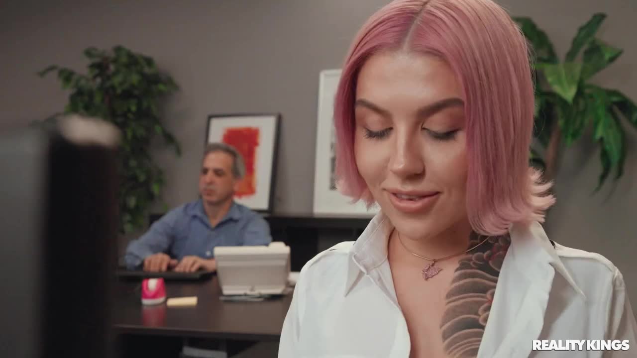 Watch Office Intern Fucks Before Meeting Short Sex Videos - Duration: 22:58 | ePornNEW.