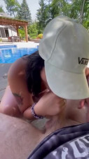 Thick girl fucks big dick at the pool