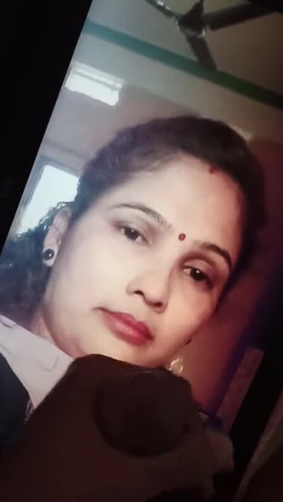 Watch Desi Pratima Saha aunty Cumtribute Short Sex Videos - Duration: 01:34 | ePornNEW.