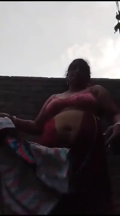 Watch Desi aunty pressing her boobs Short Sex Videos - Duration: 01:09 | ePornNEW.