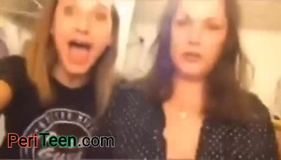 mother flashing her tits on daughters live