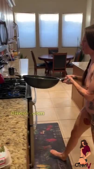 Watch CirenV, Hot wife, naked, cooking... Short Sex Videos - Duration: 07:17 | ePornNEW.