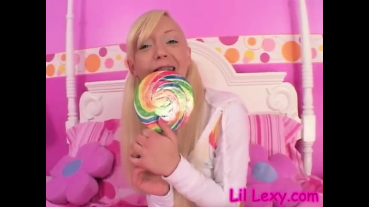 Watch Lil Lexy rubbing pussy using Lollipop Masturbating Pussy Short Sex Videos - Duration: 05:55 | ePornNEW.