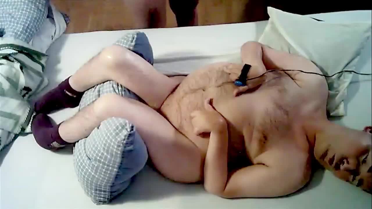 Watch Cripple guy and sexy blonde have fun making a sextape Short Sex Videos - Duration: 24:16 | ePornNEW.